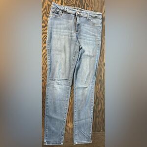 Jordache High-Waisted Skinny Jeans. Woman’s. Blue. Size: 14 (104)